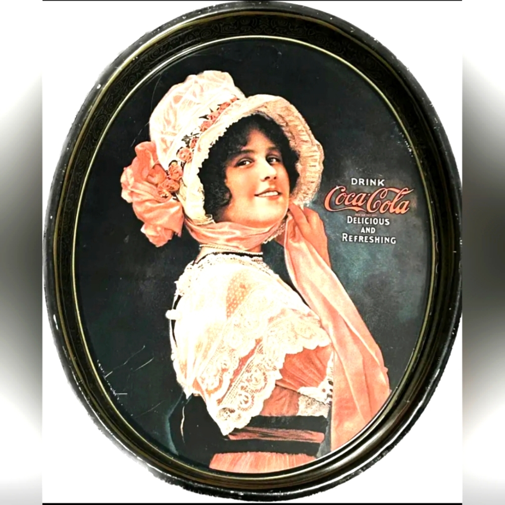 COCA COLA VINTAGE 1912 BERRY GIRL OVAL TIP TRAY